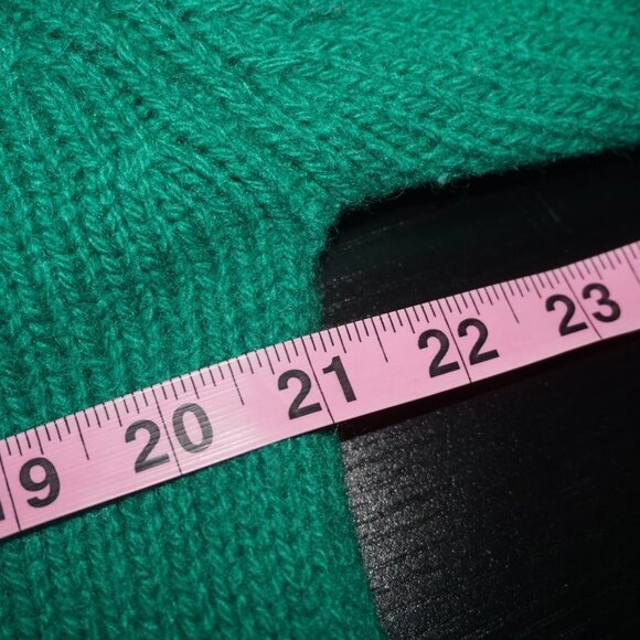 Vintage 60s Wool Cable Knit Sweater - Picture 6 of 7